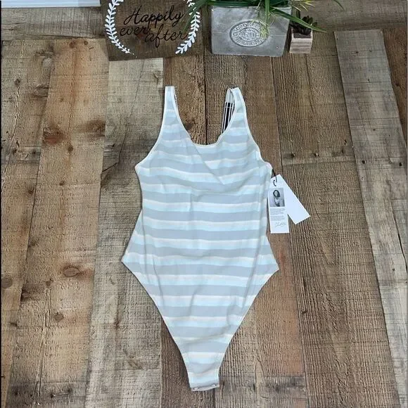 💜 BP x Claudia Sulewski Striped Ribbed Bodysuit Nwt - Picture 8 of 12